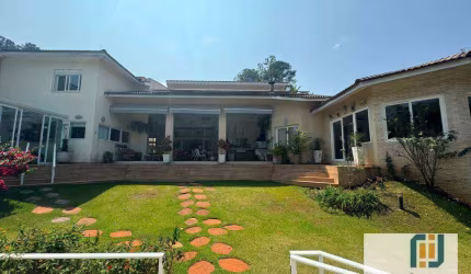 Casa à venda no Condomínio Estância Parque Atibaia
