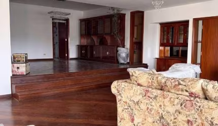 Apartamento à venda no Cauaxi Alphaville