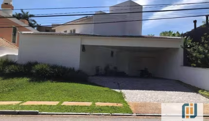 Casa à venda no Residencial Alphaville 01