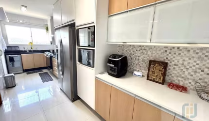 Apartamento no centro de alphaville