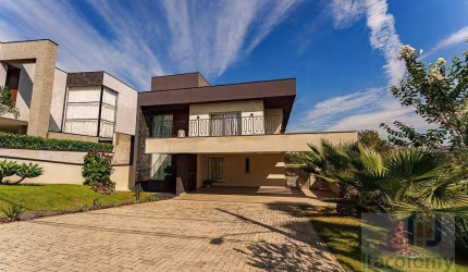 Casa à venda no Condomínio Reserva Santa Maria