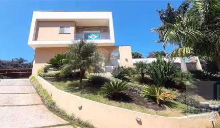 Casa para venda e locação no Condomínio Residencial Suíça da Cantareira