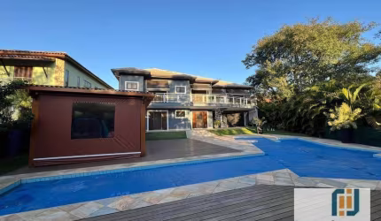 Casa belíssima à venda no Residencial Alphaville 12