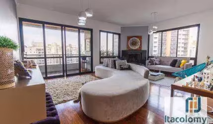 Apartamento belíssimo à venda no Edifício Itamira - SP