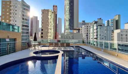 ALUGUEL ANUAL – APARTAMENTO MOBILIADO NO CENTRO DE BALNEÁRIO CAMBORIÚ/SC