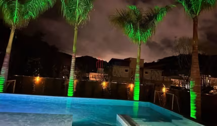 CASA ALTO PADRAO  EM BALNEARIO CAMBORIU ALUGUEL ANUAL