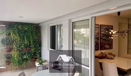 Apartamento com 3/4, varanda gourmet, home Office, semimobiliado, 2 vagas, no Greenville