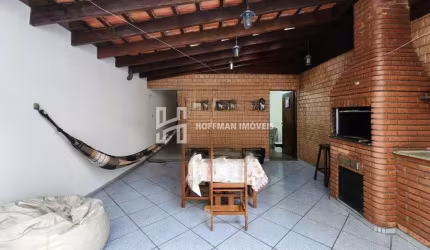 EXCELENTE SOBRADO DISPONÍVEL A VENDA NO BAIRRO SANTA MARIA!