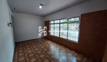 Casa com 2 Quartos, 1 Banheiro, 3 Vagas à venda - Santa Paula