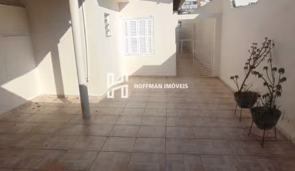 CASA TÉRREA NO CENTRO, ÓTIMA LOCALIZAÇÃO