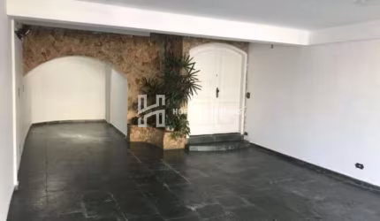 Casa com 4 quartos à venda na Rua Humberto Fernandes Fortes, --, São José, São Caetano do Sul, 420 m2 por R$ 1.100.000