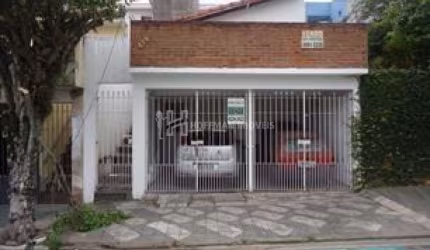 casa com terreno para reforma no bairro Santa Maria