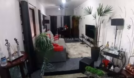 Sobrado de Vila com 04 dormitórios, 02 suites, 02 vagas À venda no Centro - São Caetano do Sul