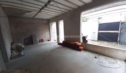 Casa com 3 Quartos, 1 Suíte, 4 Vagas à venda - Olímpico