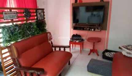 casa térrea no bairro nova Gerty, bem próximo a Kennedy.
