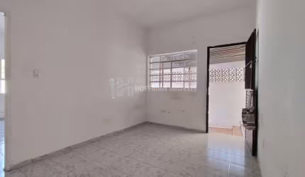 Casa térrea à venda - 01 dormitório e 01 vaga - Bairro São José, São Caetano do Sul