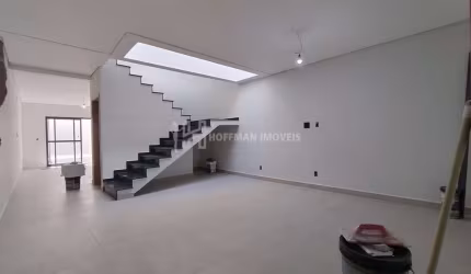 Sobrado para venda recém construído no bairro Cerâmica!