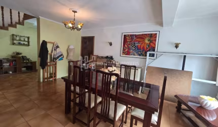 Sobrado com 03 dormitórios, 01 suite, 01 vaga à venda no Santa Paula - São Caetano do Sul - SP