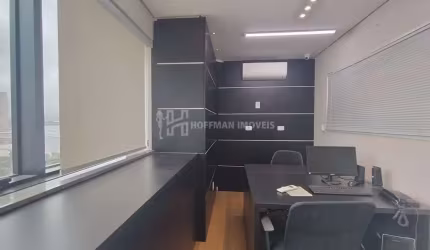 Sala Comercial com Banheiro e 01 vaga à venda no Centro de São Caetano do Sul - SP