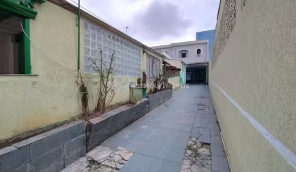 Terreno com 4 casas para venda no bairro São José!