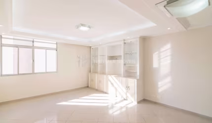 Apartamento no centro para alugar com 04 dormitórios e 01 vaga