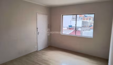apartamento no bairro Osvaldo Cruz, bem localizado.