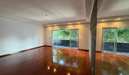 Apartamento com 4 dormitórios sendo 1 suíte 1 vaga a venda no Centro de Santo André