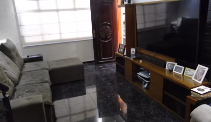 Sobrado à Venda com 3 Quartos e 2 WC's, na Cidade São Jorge, Santo André, SP