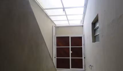 Sobrado à Venda com 4 Quartos e 3 WC's na Cidade São Jorge, Santo André, SP