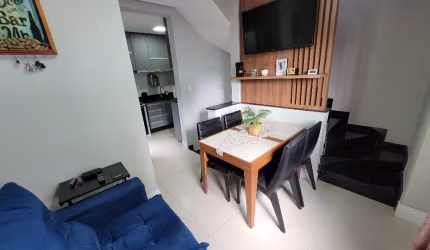 Sobrado à Venda com 2 Quartos e 3 WC's na Vila Assunção, Santo André, SP