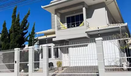 Casa para Venda em Palhoça, Pagani, 3 dormitórios, 1 suíte, 2 banheiros, 2 vagas