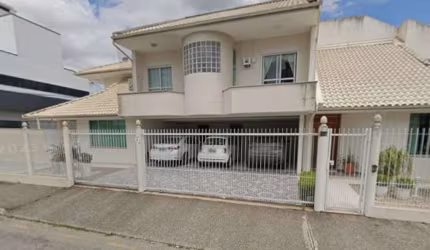 Casa para Venda em Palhoça, Passa Vinte, 3 dormitórios, 1 suíte, 2 banheiros, 2 vagas