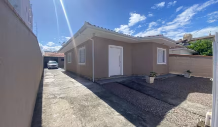 Casa para Venda em Palhoça, Jardim das Palmeiras, 3 dormitórios, 1 suíte, 2 banheiros, 6 vagas