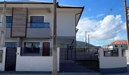 Sobrado para Venda em São José, Potecas, 3 dormitórios, 1 suíte, 1 banheiro, 2 vagas