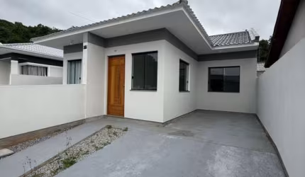 Casa para Locação em Palhoça, Vale Verde, 2 dormitórios, 1 banheiro, 2 vagas