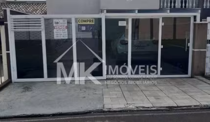 Sobrado Espetacular à Venda no Centro de Piraquara – 4 Quartos, 2 Vagas, e Área Privativa de 180m²!