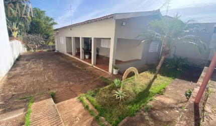 IMÓVEL À VENDA