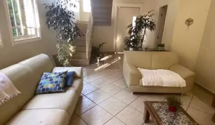 IMÓVEL À VENDA