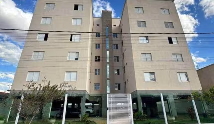 APARTAMENTO À VENDA
