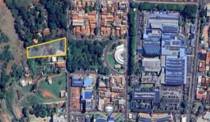 TERRENO À VENDA