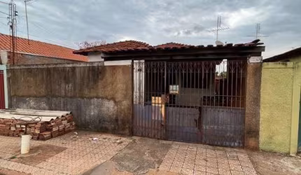 IMÓVEL À VENDA
