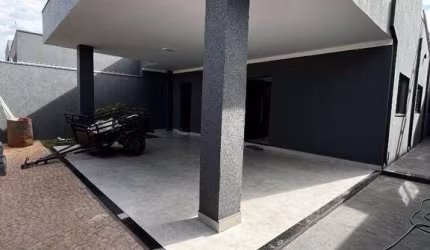IMÓVEL À VENDA