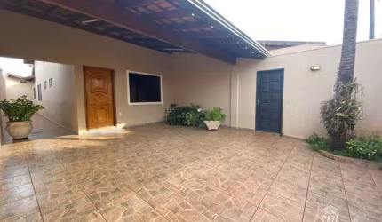 Casa com 5 dormitórios à venda, 203 m² por R$ 700.000,00 - América - Barretos/SP