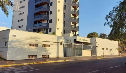 IMÓVEL À VENDA