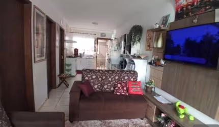 Casa 2 dormitórios para Venda em Curitiba, Tatuquara, 2 dormitórios, 1 banheiro, 1 vaga