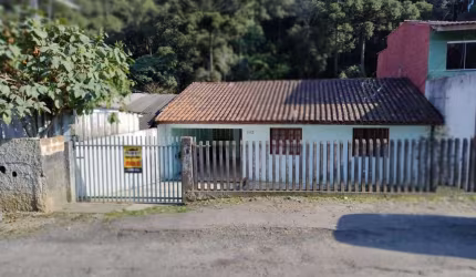 Casa 2 dormitórios para Venda em Campo Largo, Bom jesus, 3 dormitórios, 1 banheiro, 2 vagas