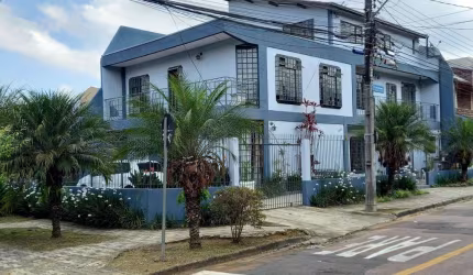 Sobrado para Venda em Curitiba, FAZENDINHA, 3 dormitórios, 1 suíte, 3 banheiros, 4 vagas