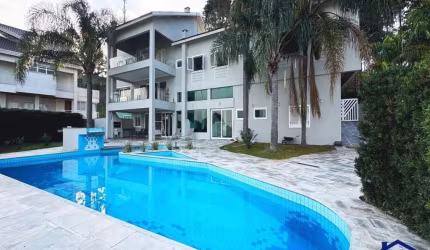 Casa Para Locacao de 2500m² Com 6 Dormitorios Sendo 6 Suites e 6 Vagas de Garagem No Residencial 10  Em Santana de Parnaiba/sp