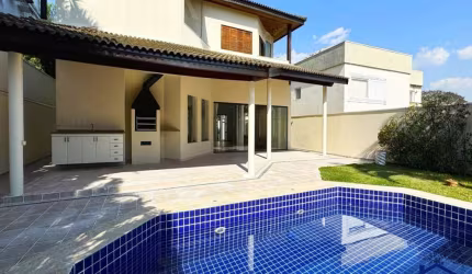 Casa Para Locacao de 526m², 4 Dormitorios, 4 Suites Com Sacada, 4 Vagas No Residencial 12 - Alphaville, Santana de Parnaiba, Sp