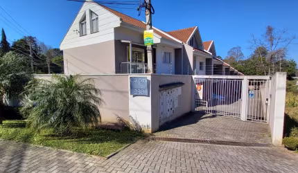Lindo Triplex de 130 m² em Condomínio Fechado